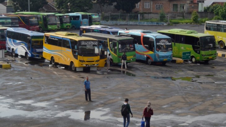 Pastikan Pemudik Sehat, Dinkes Bandarlampung Terjunkan Nakes ke Terminal