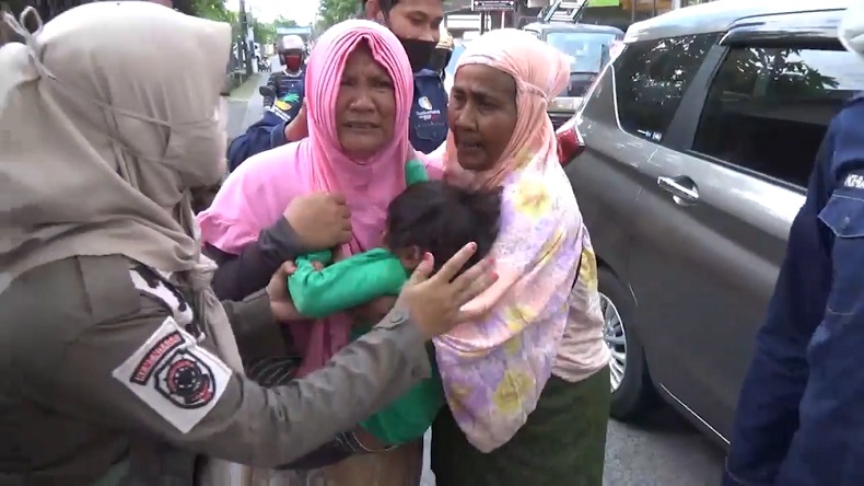 Gepeng di Makassar Melawan Dirazia Petugas