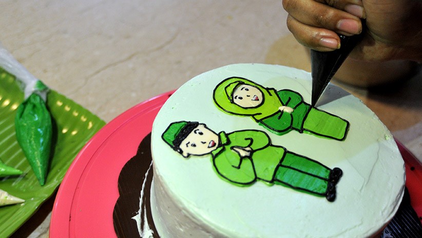 Kreatif, Kue Bertema Lebaran Laris Manis Dijual Online Rp250.000 - Bagian 2