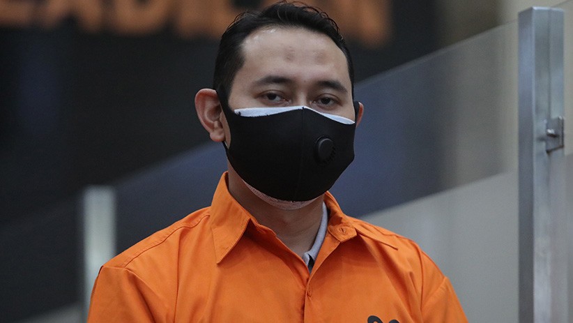 Bareskrim Sita Uang Ratusan Juta dari Brankas Pribadi Bupati Nganjuk - Bagian 1