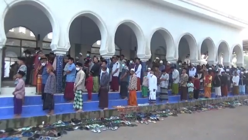 Tanpa Hisab dan Rukyat, Umat Islam di Jember Rayakan Idul Fitri Hari Ini 