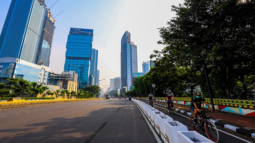 Menikmati Suasana Sepi Kota Jakarta dengan Bersepeda - Bagian 3