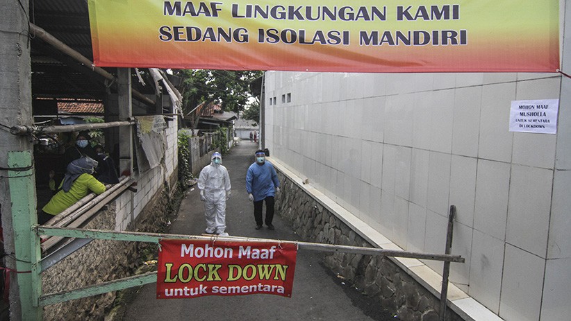 Suasana Permukiman di Cilangkap Lockdown akibat Klaster Halalbihalal - Bagian 1