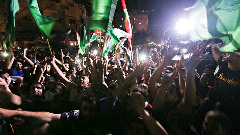 Ribuan Warga Palestina Turun ke Jalan Rayakan Gencatan Senjata dengan Israel - Bagian 3