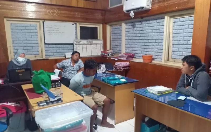 Bejat, Kakak Perkosa Adik Kandung di Loteng hingga Hamil 8 Bulan