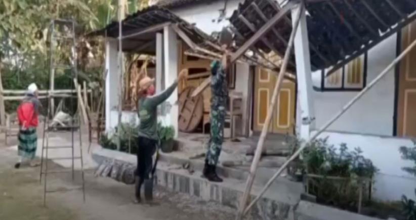 Diterjang Angin Puting Beliung, 5 Rumah di Bandarlampung Rusak