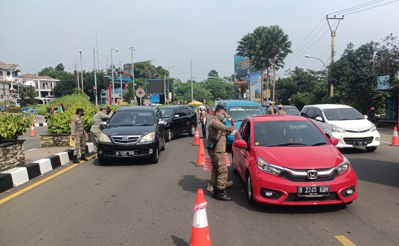 Kasus Varian Omicron Mengganas, Ridwan Kamil Dukung Polisi Giatkan Razia Prokes