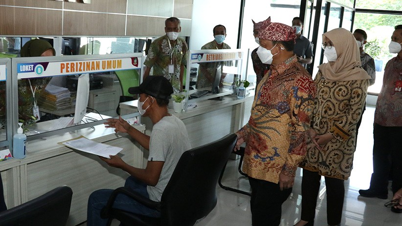 Mendagri Tito Karnavian Tinjau Mal Pelayanan Publik Banyuwangi - Bagian 1