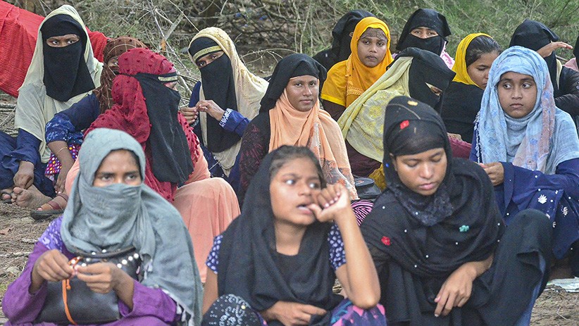 81 Imigran Rohingya Terdampar di Pantai Kuala Simpang Ulim Aceh Timur - Bagian 3