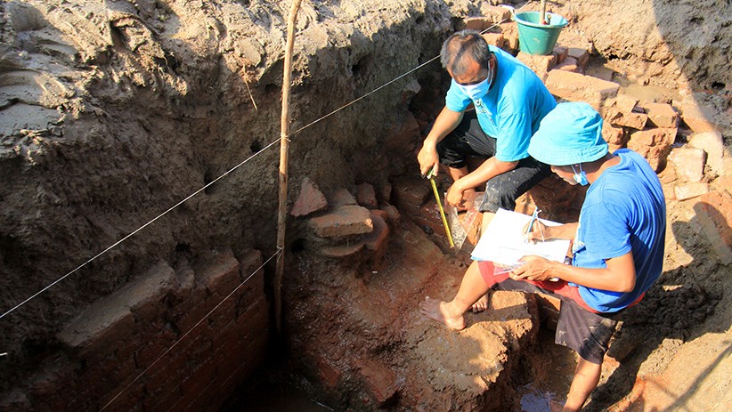 Penampakan Bangunan Diduga Candi Ditemukan di Desa Sambimaya - Bagian 3