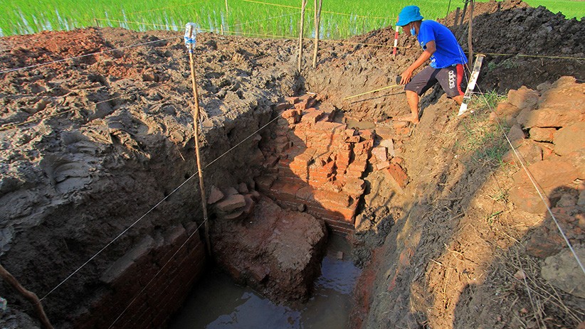 Penampakan Bangunan Diduga Candi Ditemukan di Desa Sambimaya - Bagian 2