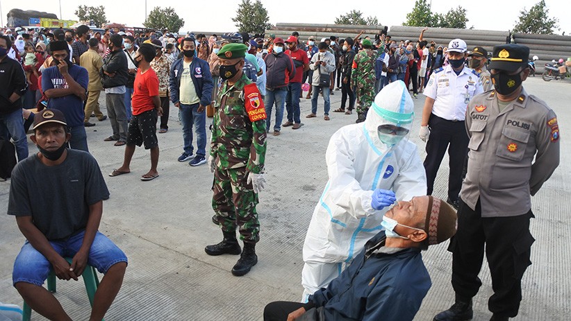 Kasus Covid-19 Melonjak, Warga Pulau Madura Masuk Pulau Jawa Wajib Tes Antigen - Bagian 1