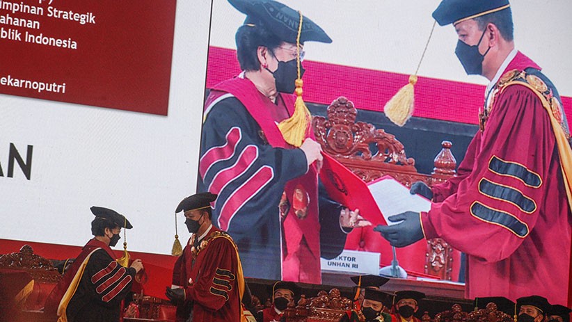 Megawati Soekarnoputri Terima Gelar Profesor Kehormatan Universitas Pertahanan - Bagian 1