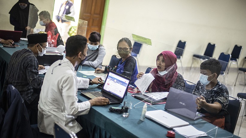 Suasana Hari Terakhir Pendaftaran PPDB Jalur Prestasi DKI Jakarta - Bagian 2