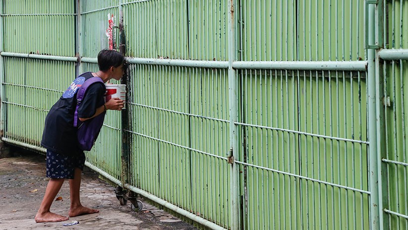 Potret Anak-Anak Memilih Putus Sekolah demi Jadi Pengamen Ondel-Ondel - Bagian 4