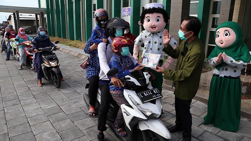 Siswa SD Khadijah Wonorejo Surabaya Buat Komik Selama Belajar dari Rumah - Bagian 1