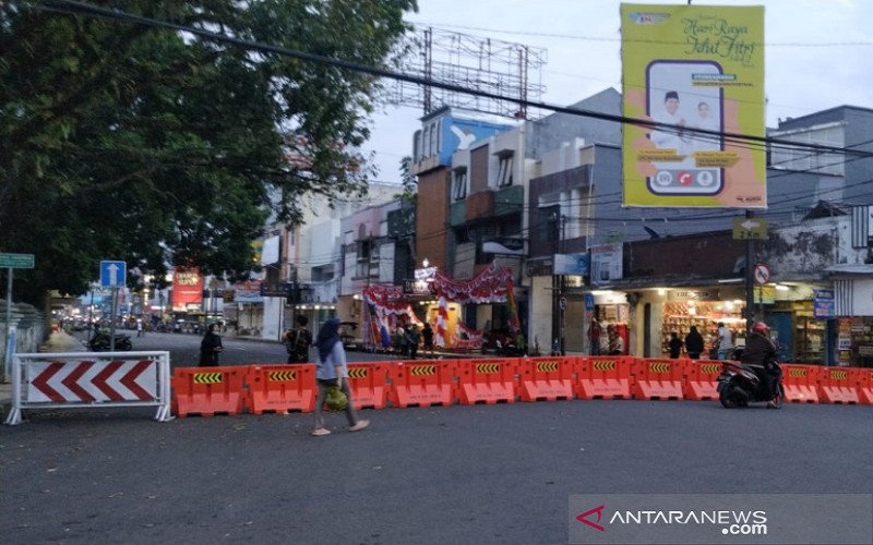 Cegah Penyebaran Covid-19, Jalan Protokol di Pusat Kota Tasikmalaya Ditutup