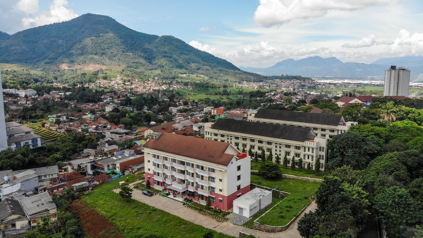 Kampus Unpad Jatinangor Dipersiapkan Menjadi Rumah Sakit Darurat Covid-19 - Bagian 1