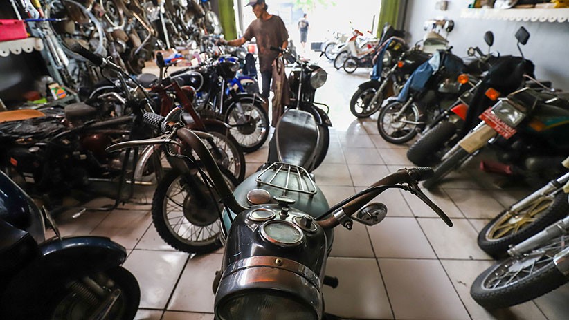 Bengkel Modifikasi Motor Klasik di Jaksel Ini Berdiri Sejak 1988 - Bagian 1