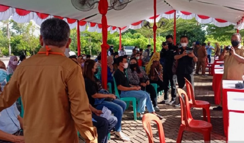 Hari Pertama Vaksinasi di Kubu Raya, 890 Orang Disuntik Vaksin Covid-19