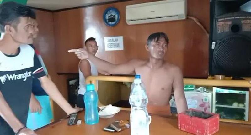  15 Jam Terombang-ambing di Laut, Nelayan asal Rembang Ditemukan Selamat