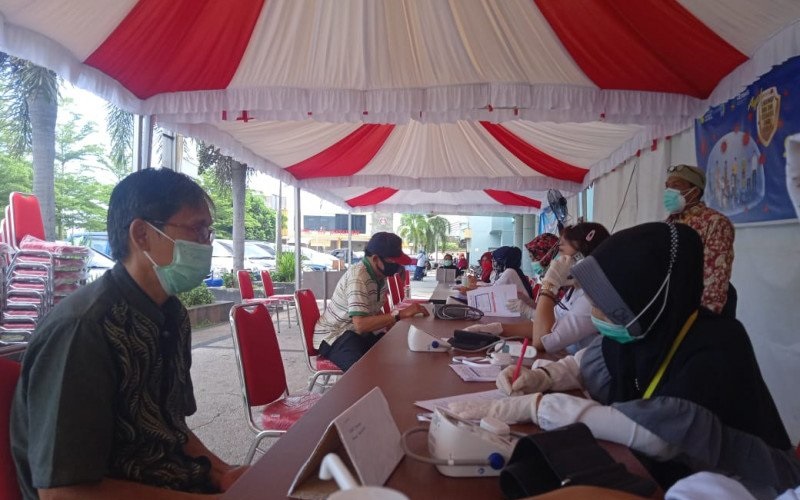 RSUD Mataram Siagakan Puluhan Petugas Medis untuk Vaksinasi Massal