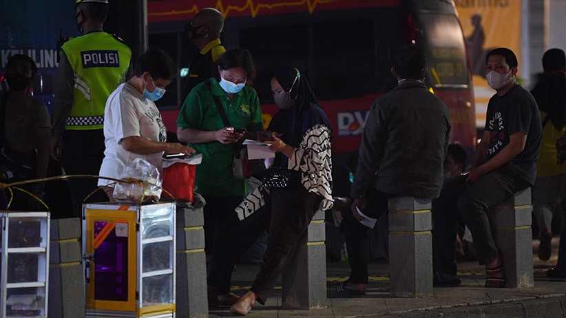 Vaksinasi Keliling di Kawasan Kemang - Bagian 2