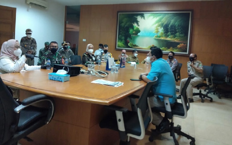 PPKM Darurat di Karawang Diperpanjang? Ini Jawaban Bupati Cellica