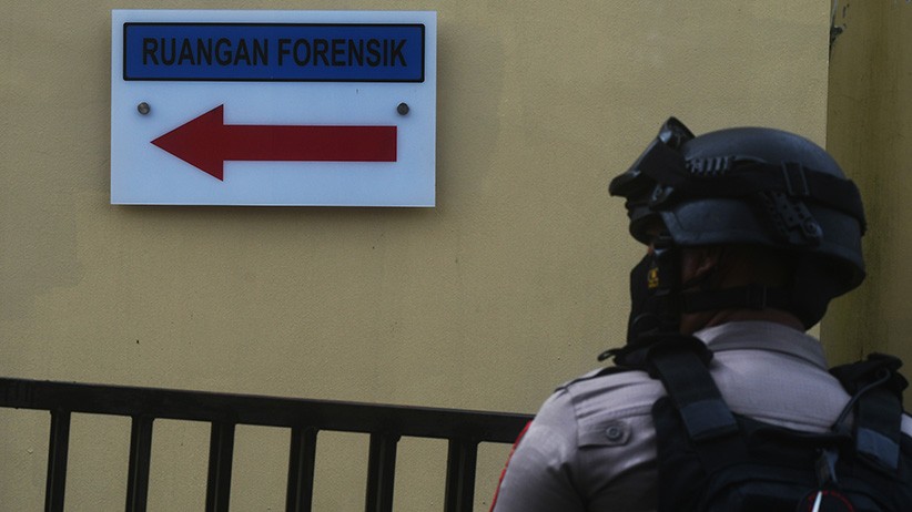 2 Jenazah Teroris MIT Dievakuasi ke RS Bhayangkara Palu - Bagian 3