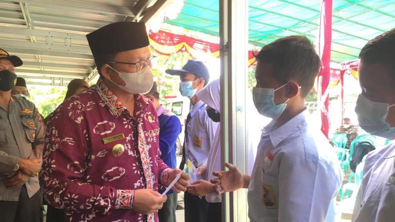 378 Pelajar Bangka Tengah Terima Beasiswa  dari Baznas