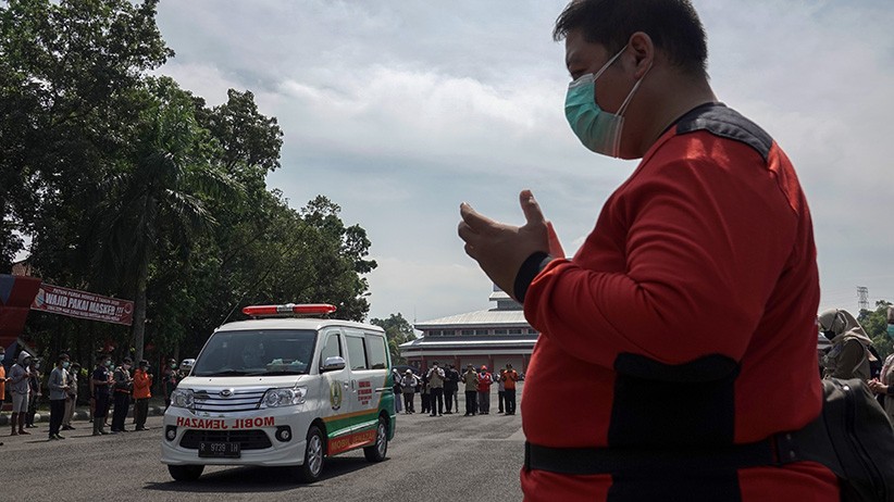 Petugas Pemakaman Jenazah Covid-19 Meninggal Terpapar Virus  - Bagian 2