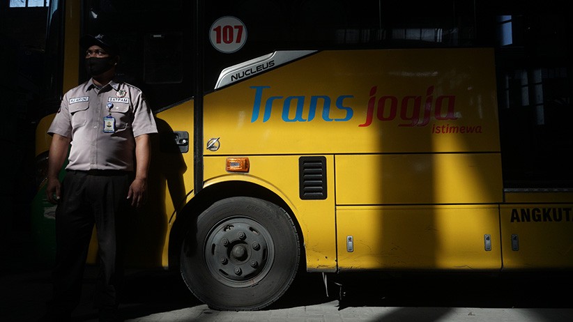 Bus Trans Jogja Berhenti Beroperasi hingga PPKM Darurat Berakhir - Bagian 2