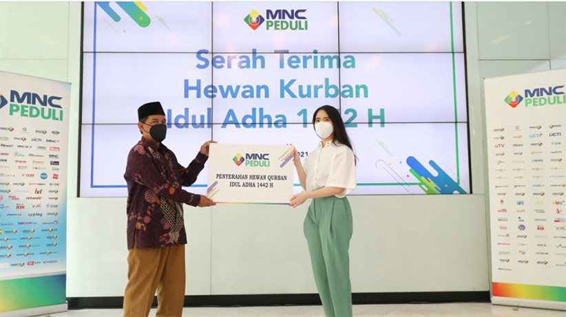 MNC Peduli Salurkan Hewan Kurban untuk Masyarakat Prasejahtera Jakarta dan Bogor - Bagian 1