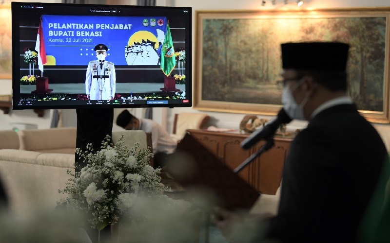 Lantik Penjabat Bupati Bekasi Dani Ramdan secara Virtual, Ridwan Kamil Titip 3 Pesan
