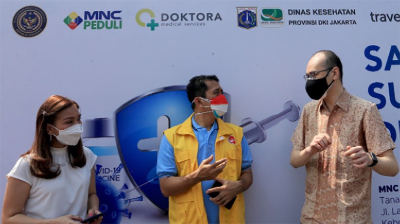 Kamrussamad Kunjungi Sentra Vaksinasi Covid-19 MNC Peduli  - Bagian 4