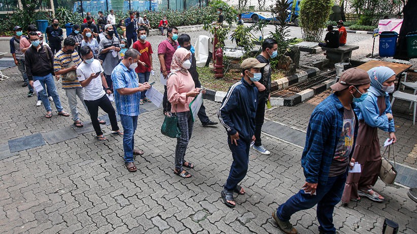 Antuasiasme Warga Ikuti Vaksinasi Kerja Sama MNC Peduli bersama Dewan Pers - Bagian 1