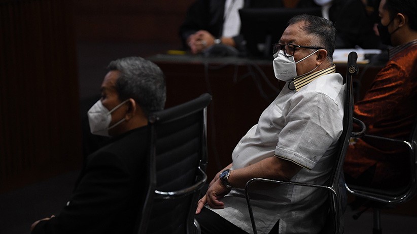 Dua Mantan Dirut Asabri Jalani Sidang Perdana Kasus Dugaan Korupsi - Bagian 1