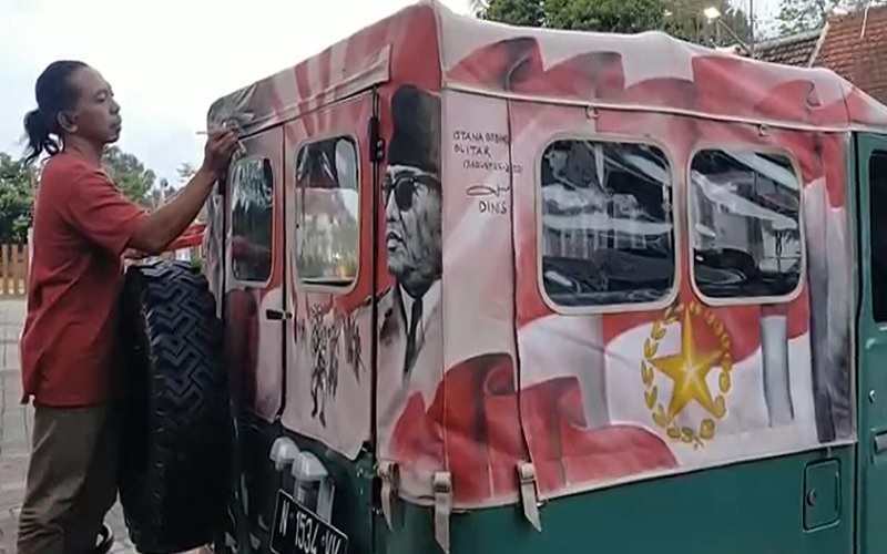Dilelang Mobil Jeep Tema Kemerdekaan RI Bergambar Soekarno
