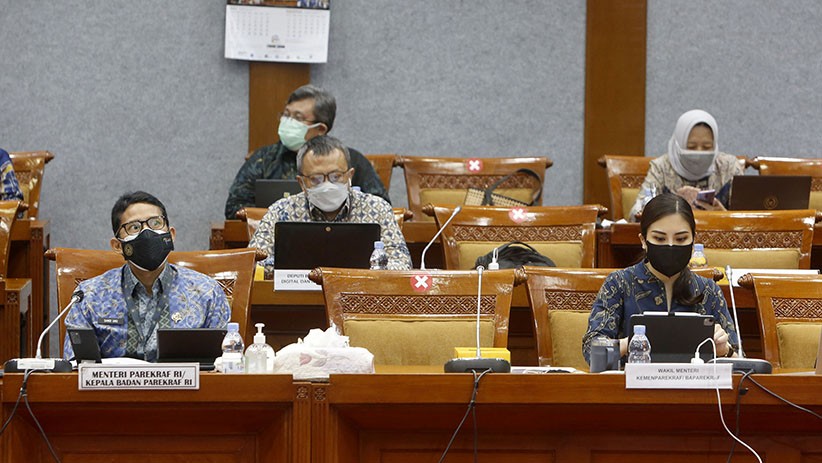 Kemenparekraf Gelar Rapat Kerja bersama DPR  - Bagian 1