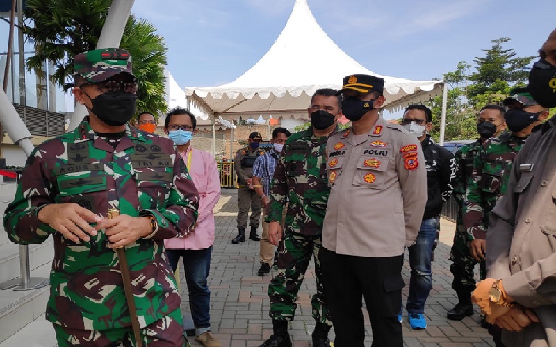 Pangdam Siliwangi Perintahkan RS TNI Optimalkan Vaksinasi Covid-19