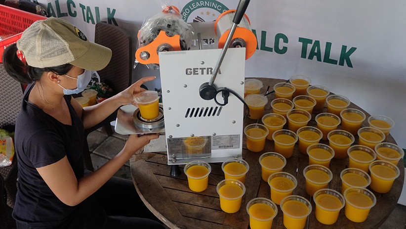 Membuat Jamu Khas Bali untuk Meningkatkan Imunitas - Bagian 1
