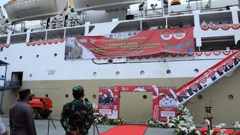 Kapolri Ajak Warga Jayapura OTG Covid Isolasi di KM Tidar