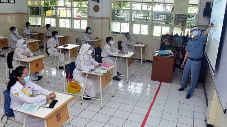 Soal Dugaan Pemaksaan Pemakaian Jilbab, Disdikpora DIY: Cuma Mencontohkan dan Mengajari