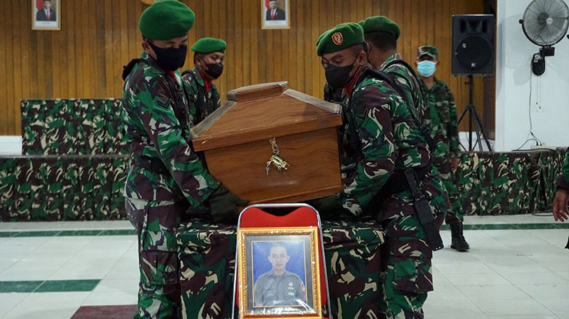 Suasana Persemayaman 4 Jenazah Prajurit TNI Gugur Diserang Separatis Teroris - Bagian 1