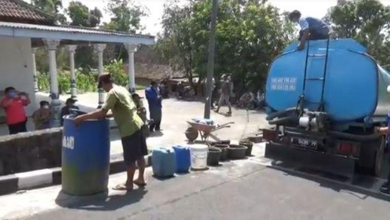 Atasi Kekeringan, BPBD Sleman Siapkan 75 Tangki Air Bersih