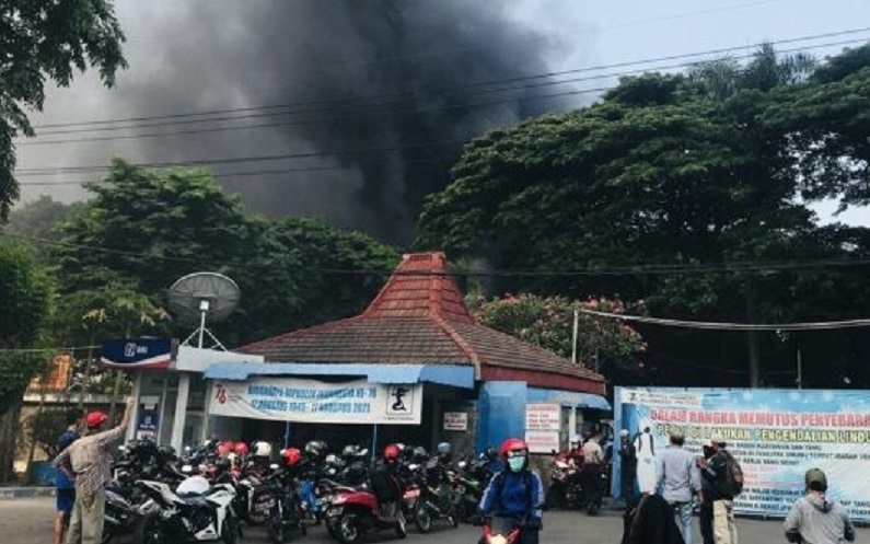 Pabrik Tekstil PT Mertex di Mojokerto Terbakar, Terdengar Ledakan Keras 