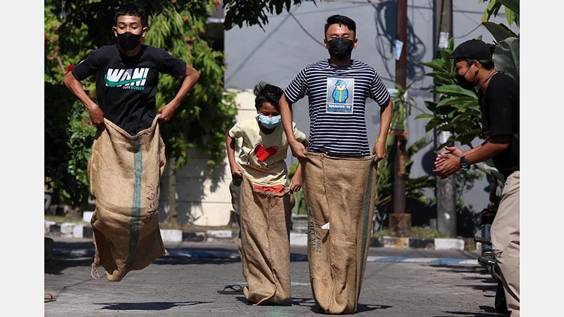 Kampoeng Dolanan Ajak Anak-Anak Bermain Permainan Tradisional  - Bagian 3