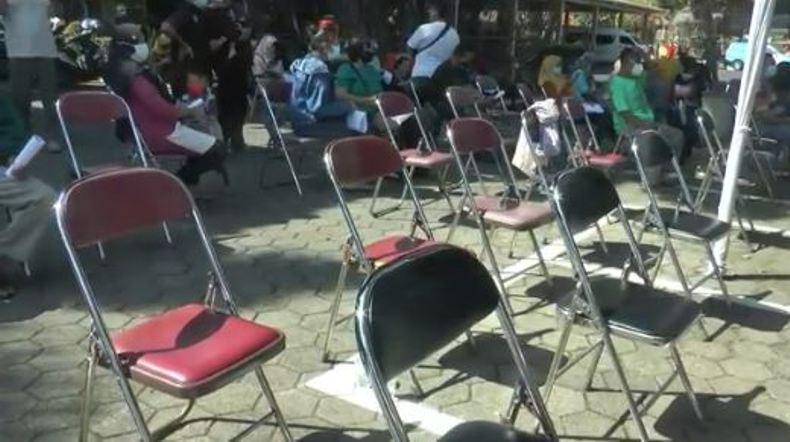 Vaksinasi Lansia di Kantor Setda Jepara Hari Ini Tak Capai Target, Kenapa? 