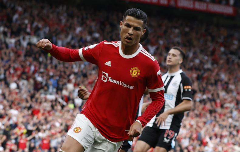 Gubernur Wahidin Halim Ingin Ronaldo Jajal Rumput Banten International Stadium