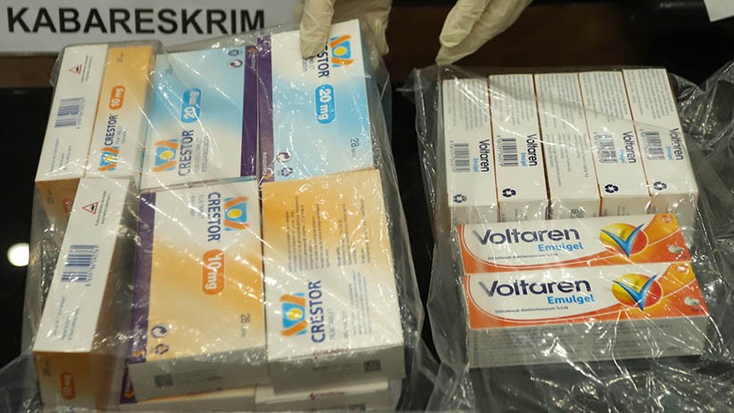 Penampakan Uang Rp531 Miliar dari Hasil Jual Obat Aborsi  - Bagian 5
